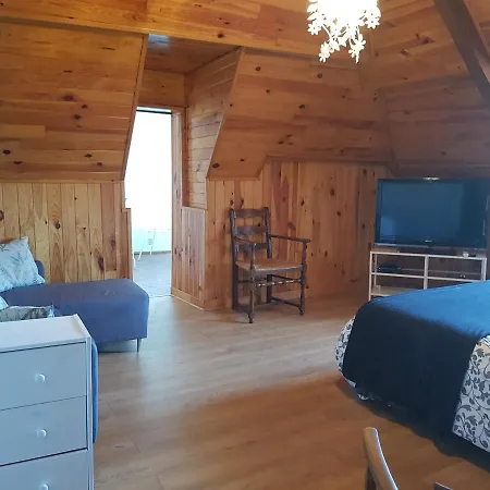 Le Bearn Sous Les Toits Bed & Breakfast Nay (Pyrenees-Atlantiques)